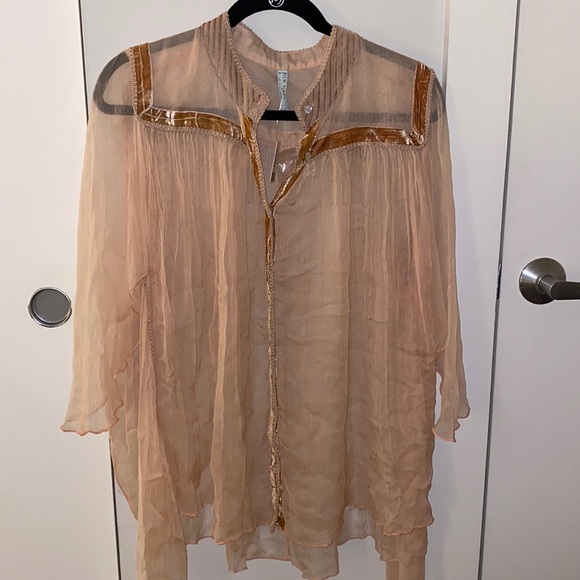 Beautiful, sheer boho flowy top from free people - Picture 1 of 4
